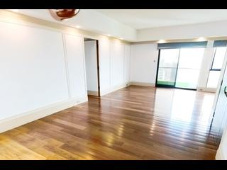 Mid Levels East - Bowen Place 03