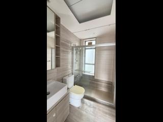 Sai Ying Pun - Island Crest Block 1 07