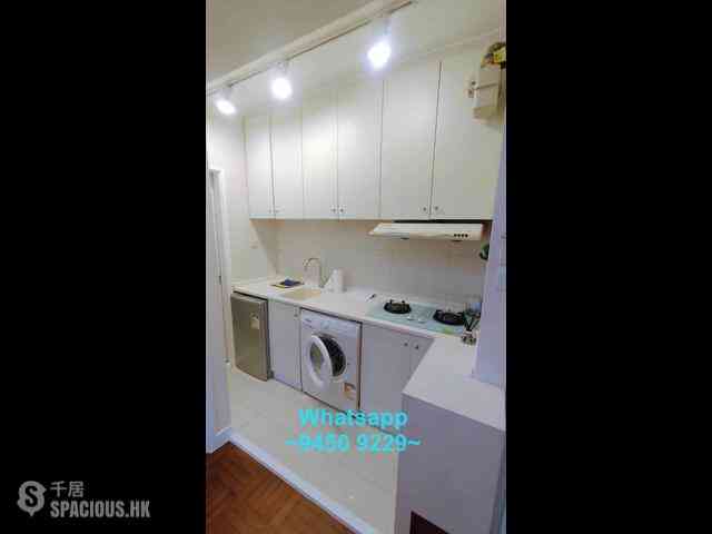 Sheung Wan - Kam Fung Building 06
