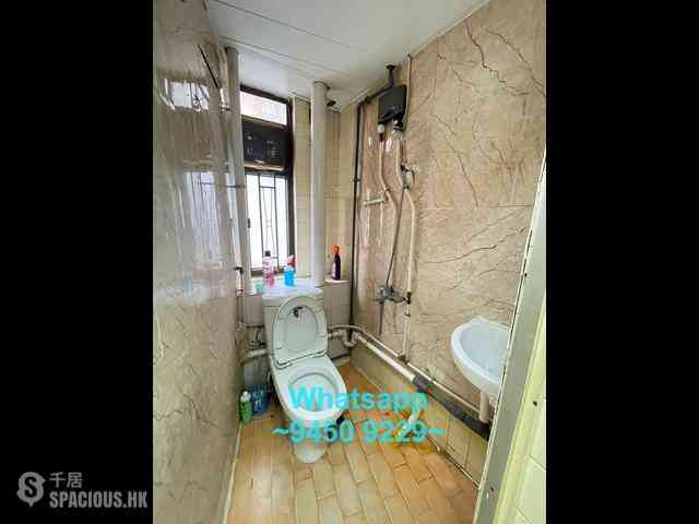 Sheung Wan - Lop Po Building 02