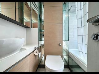 Soho - Centrestage 11