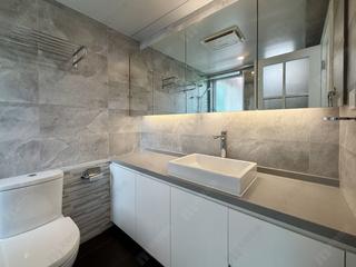 Mid Levels Central - Merry Court 16