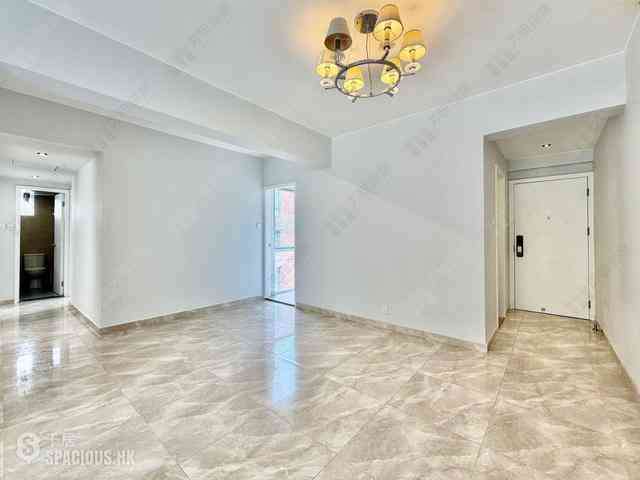 Mid Levels Central - Merry Court 07