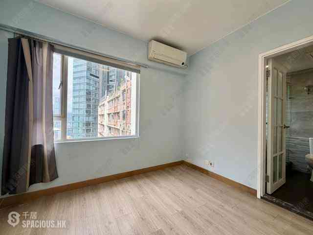 Mid Levels Central - Merry Court 13