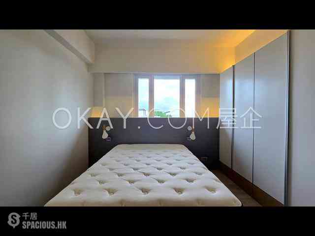 Pok Fu Lam - Sunlight Court Block B 08