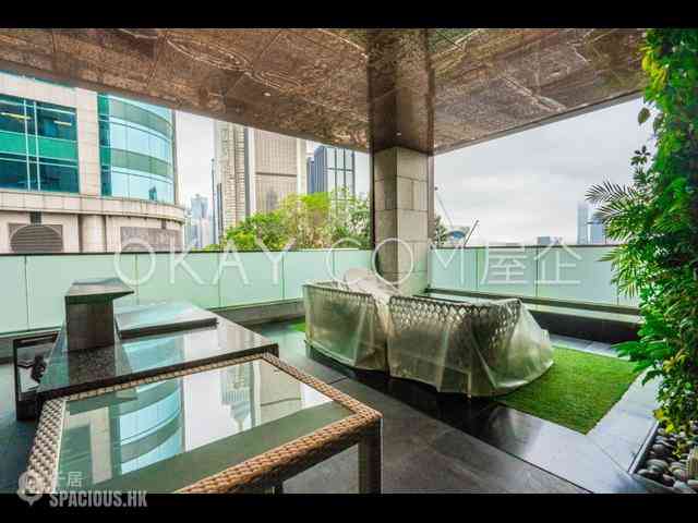 Wan Chai - The Gloucester 14