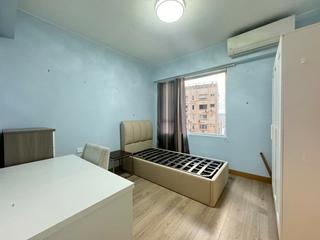 Mid Levels Central - Merry Court 03