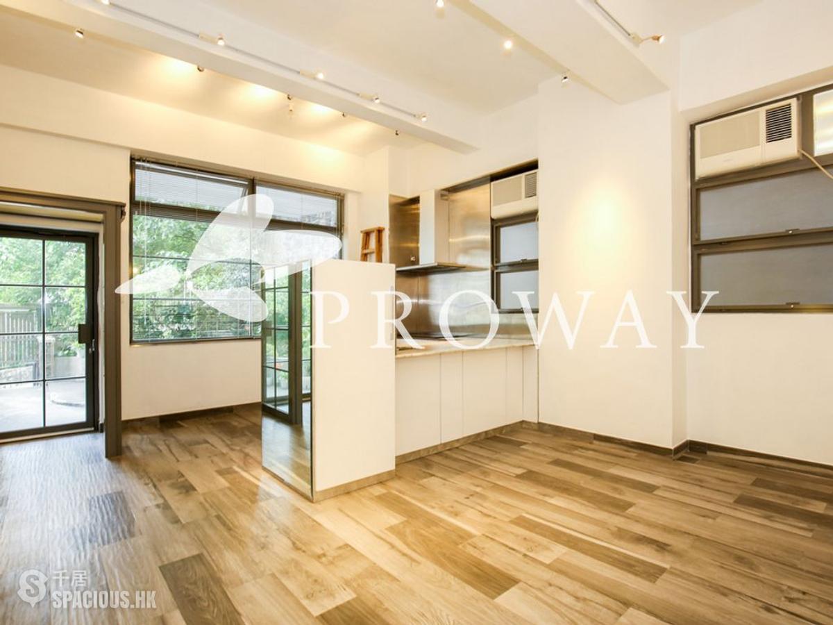 Kennedy Town - Tse Land Mansion 01