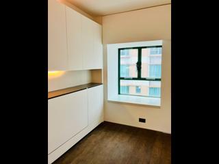 Mid Levels East - Monmouth Place 03