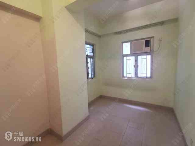 Wan Chai - Ying King Building (Mansion) 02
