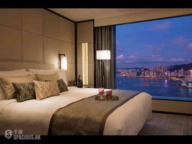 Central - Four Seasons Place Hong Kong 01