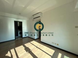 Sai Ying Pun - Centre Place 03