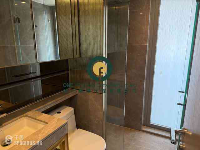 Sai Ying Pun - King's Hill 04