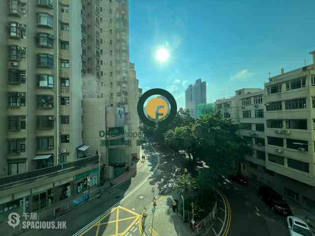 Sai Ying Pun - Centre Place 09
