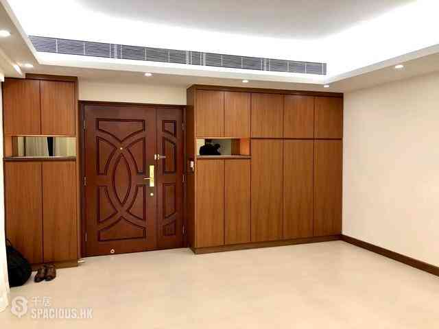 Wan Chai - Suncrest Tower 02