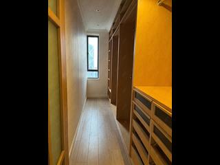 Mid Levels Central - Chung Tak Mansion 05