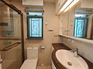 Wan Chai - Royal Court 07