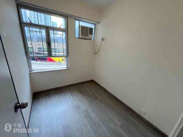 Quarry Bay - Kornhill Garden Block 10 04