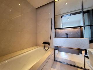 Mid Levels Central - Arezzo 12