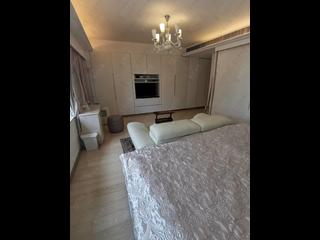 Mid Levels Central - Elegant Garden 10