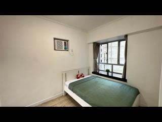 Mid Levels Central - Windsor Court 05