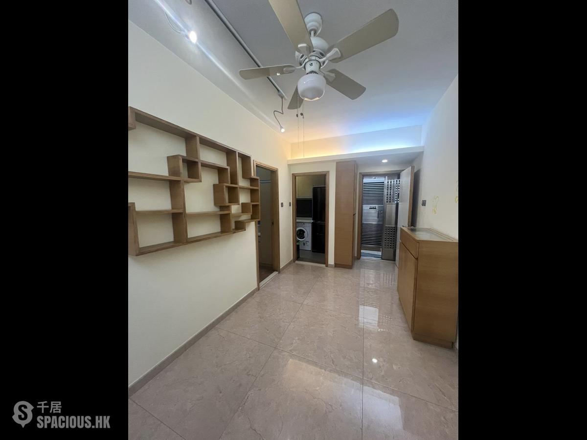 North Point - Metropole Building 01