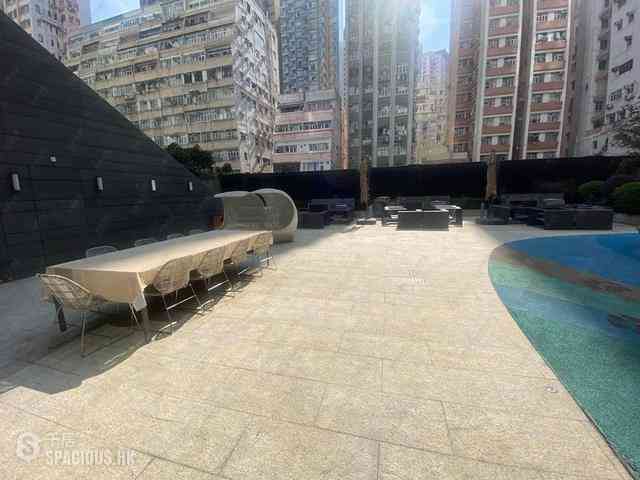 Shek Tong Tsui - Upton 17