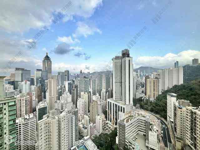 Wan Chai - Royal Court 17
