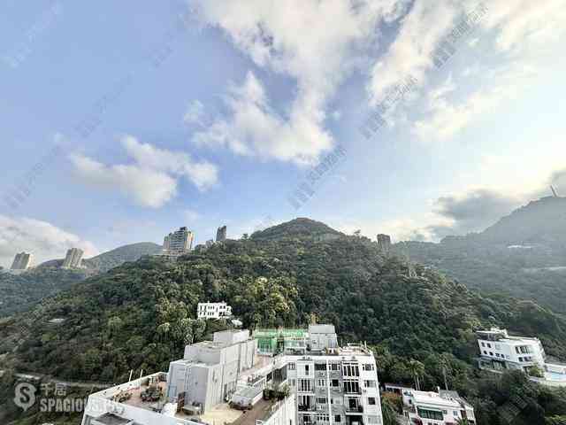 Wan Chai - Royal Court 21