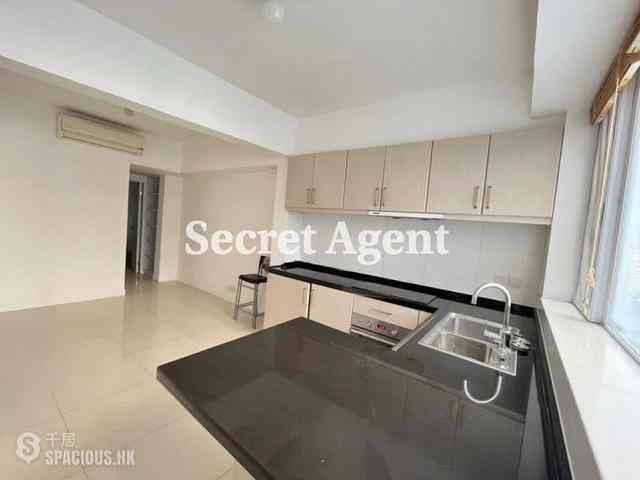 Sheung Wan - 109-111, Wing Lok Street 04