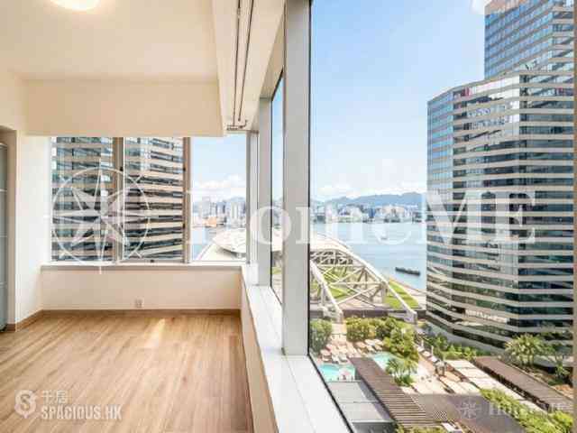 Wan Chai - Convention Plaza Apartments 06