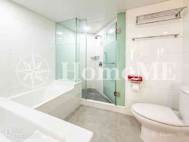 Wan Chai - Convention Plaza Apartments 08