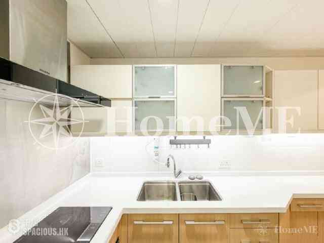 Wan Chai - Convention Plaza Apartments 16