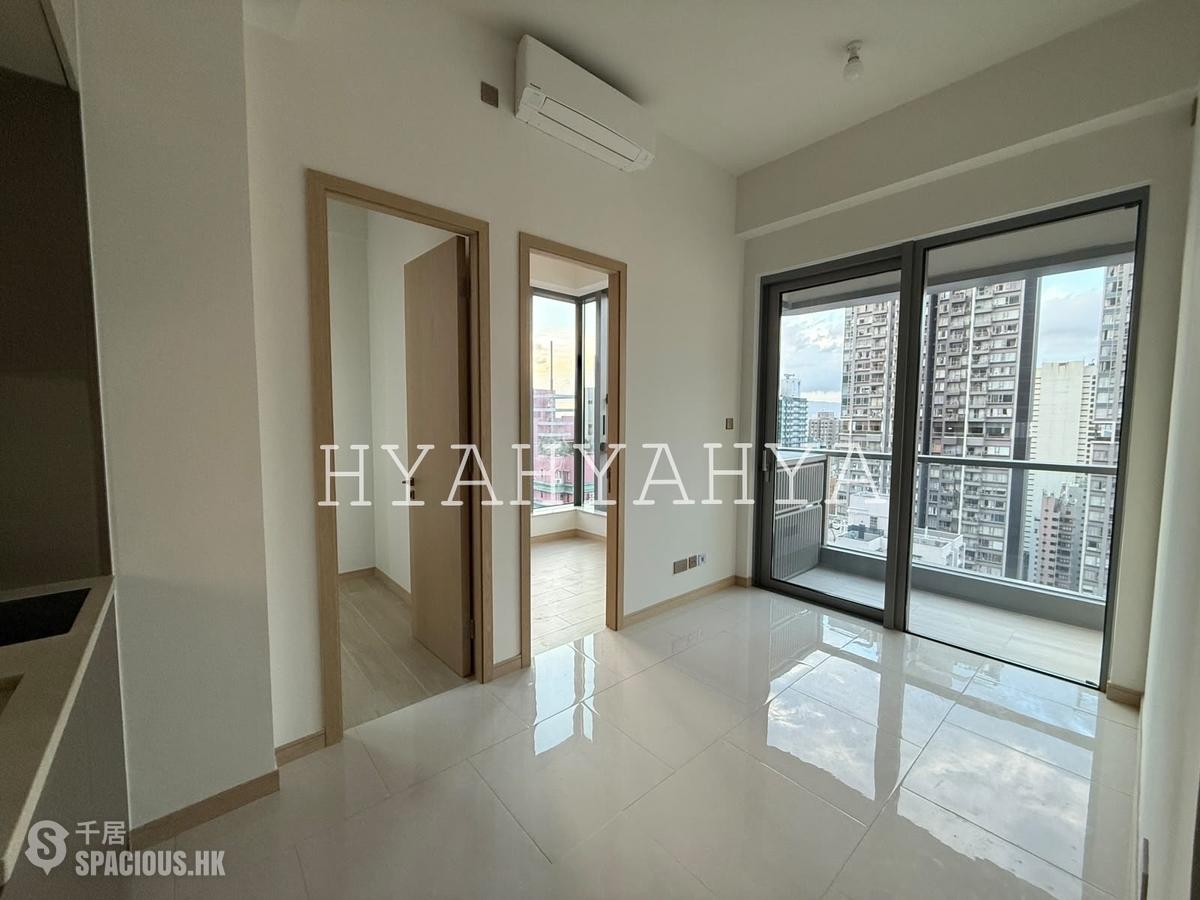 Sai Ying Pun - Upper Manor 01