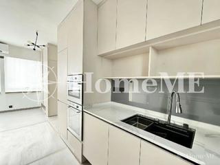 Mid Levels Central - Ying Fai Court 08