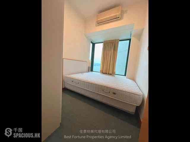 Kennedy Town - Manhattan Heights 04