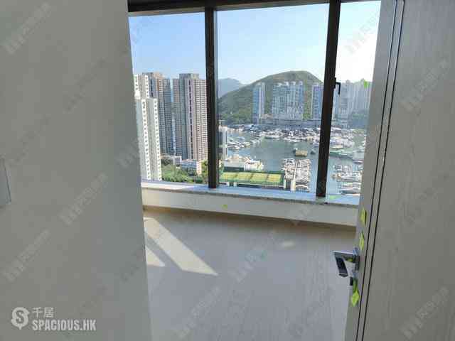 Wong Chuk Hang - The Southside Phase 3B Blue Coast 04