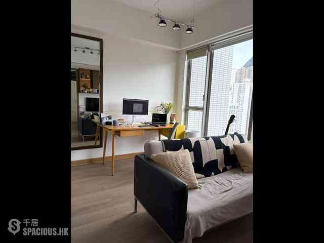 Sai Ying Pun - Island Crest Block 2 04