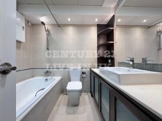 Mid Levels Central - Robinson Place 05