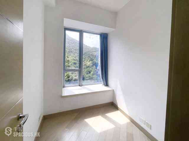 Ap Lei Chau - Larvotto 10