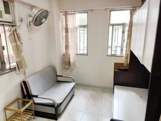 Shau Kei Wan - Fu King Building 02