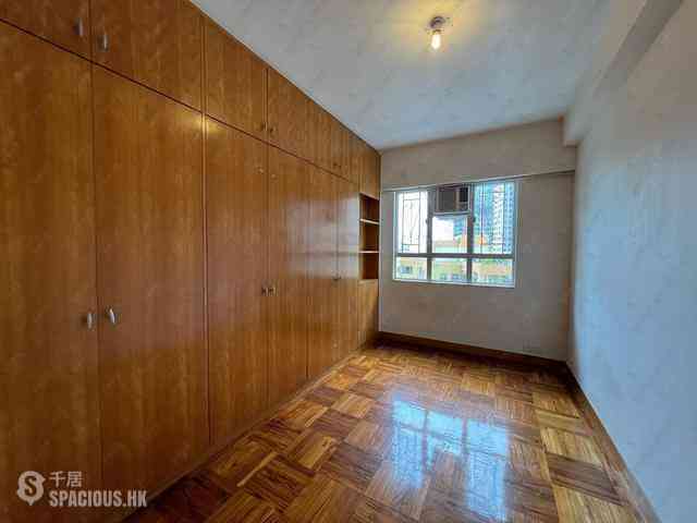 Mid Levels West - Realty Gardens Vienna Court (Block 5) 06