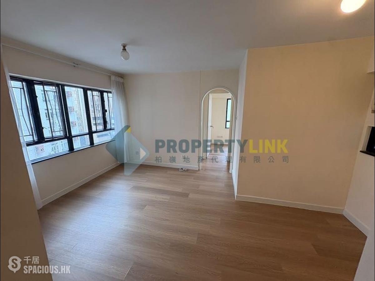 Sheung Wan - Lascar Court 01