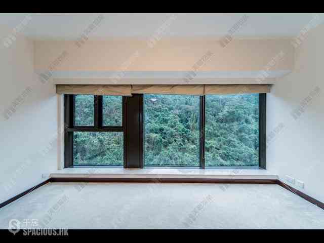 Mid Levels Central - Tavistock II 04