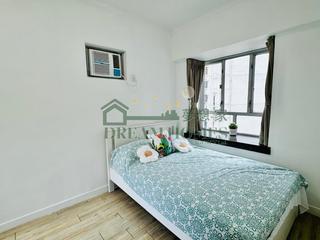 Mid Levels Central - Windsor Court 03