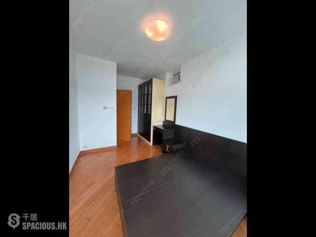 Tung Chung - Coastal Skyline Phase 1 Block 6 01