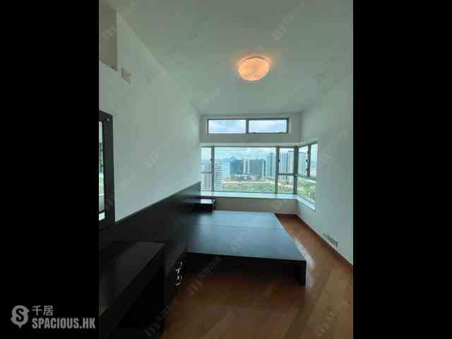 Tung Chung - Coastal Skyline Phase 1 Block 6 02