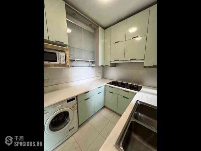 Tung Chung - Coastal Skyline Phase 1 Block 6 04