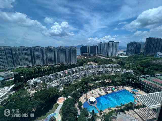 Tung Chung - Coastal Skyline Phase 1 Block 6 07