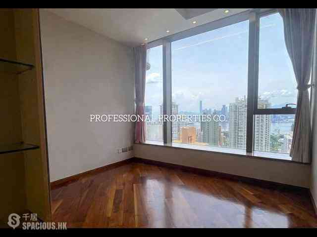 Tai Hang - The Signature 08